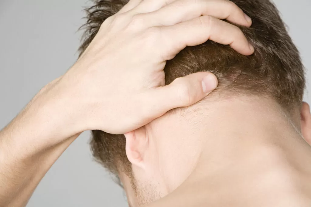 آیا علت آرتروز گردن و درد پشت سر را می‌دانید؟